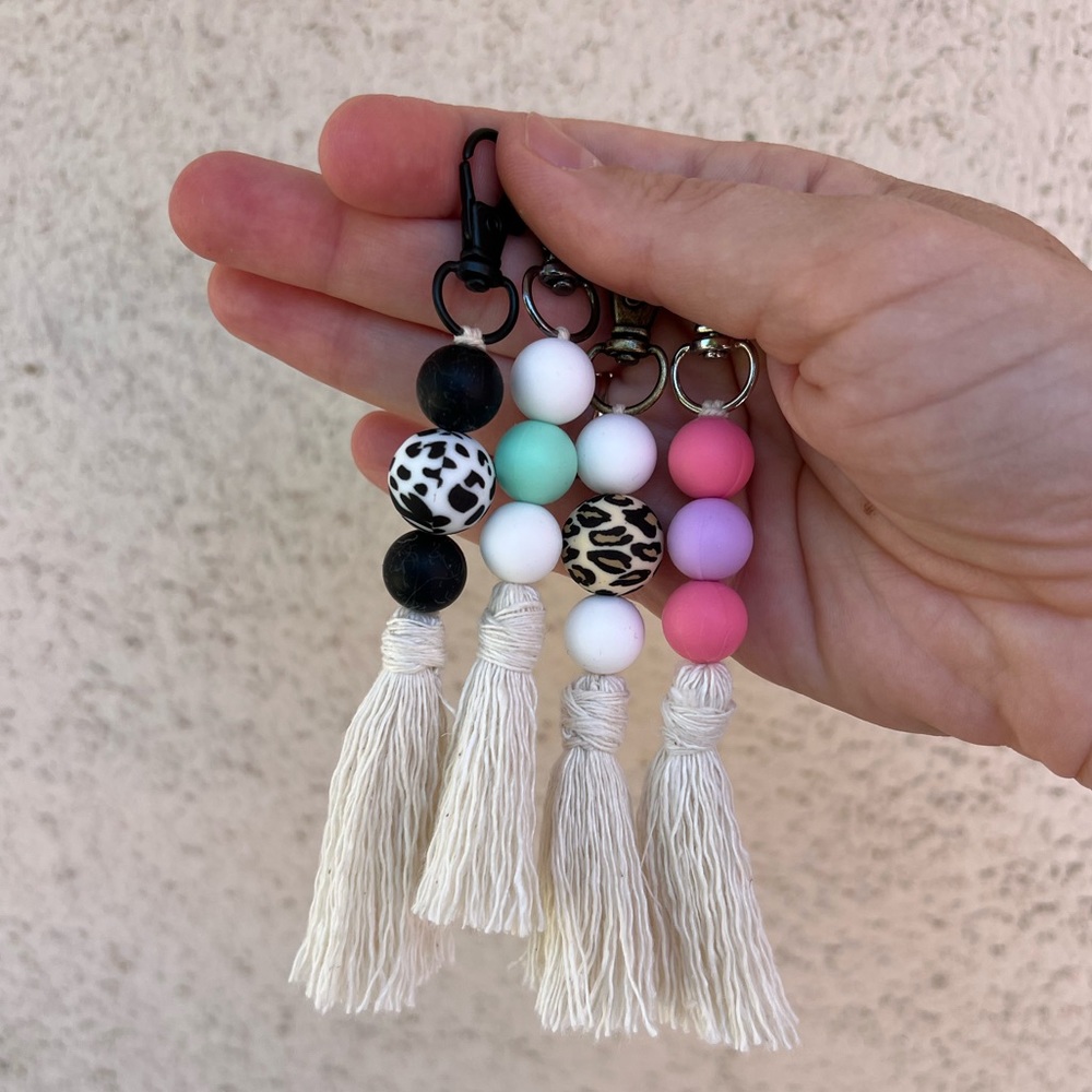 Handmade new silicone bead tassel keychains
